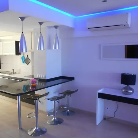 1e Dos Pescadores - Casas & Papeis Apartment *