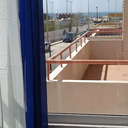 1e Dos Pescadores - Casas & Papeis Armacao de Pera